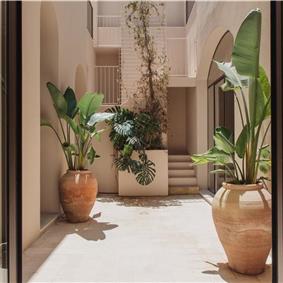 3 bedroom villa with heated pool in Noto, sleeps 6